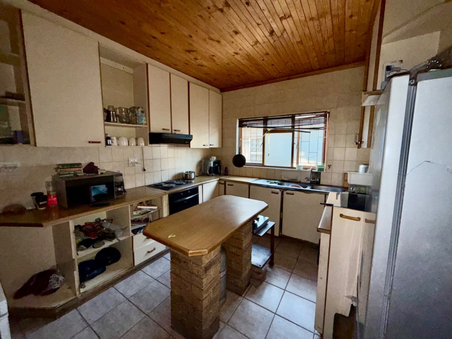 5 Bedroom Property for Sale in Vasco Estate Western Cape